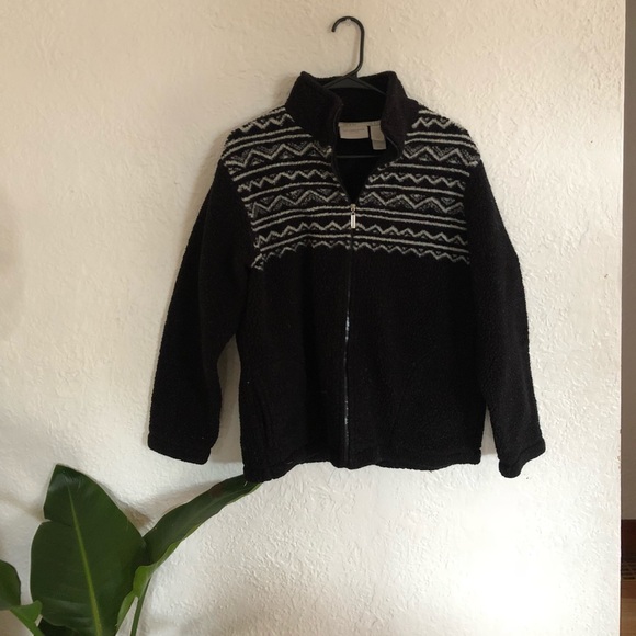 Black and white Aztec fuzzy jacket -Liz Claiborne - Picture 1 of 3